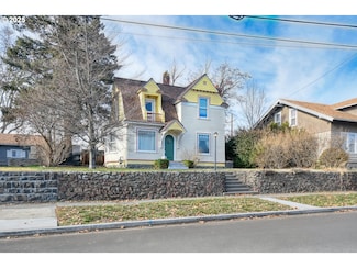 411 NW 10th St, Pendleton, OR 97801