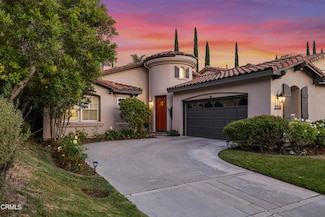3736 N Hollingsworth Rd, Altadena, CA 91001