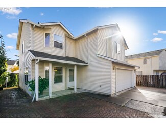 12863 SE Sherman St, Portland, OR 97233