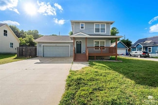 708 S Clay St, Junction City, KS 66441