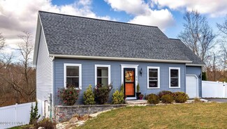 576 Sunset Dr, Bloomsburg, PA 17815