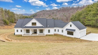 1516 Powder Mill Rd, Elk Creek, VA 24326