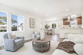 4250 Mcconnell Blvd, Los Angeles, CA 90066