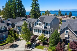 3051 W Briarcliff Ln, Seattle, WA 98199