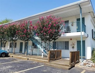 255 W Ocean View Ave Unit 6, Norfolk, VA 23503