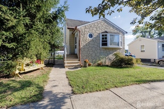 118 Plainfield Ave, Piscataway, NJ 08854