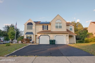 2 Fieldcrest Way, Freehold, NJ 07728