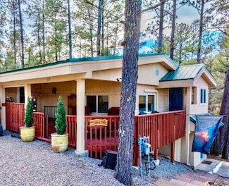 321 2nd St, Ruidoso, NM 88345