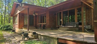 251 Rays Rd, Ellington, MO 63638