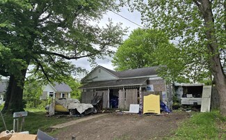 165 N Cold Springs Rd, Bloomfield, IN 47424
