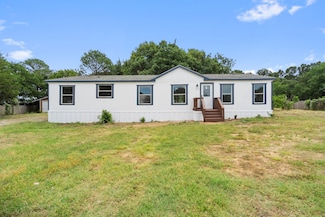 5901 Vinery Ln, Joshua, TX 76058