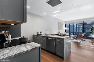 60 N 23rd St Unit 1006, Philadelphia, PA 19103