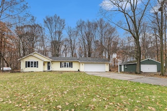 5615 Duncan Ln SE, Caledonia, MI 49316