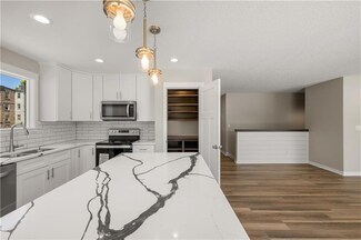 420 Orchard Ave, Des Moines, IA 50314