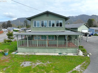 15957 Wenbourne Ln, Brookings, OR 97415