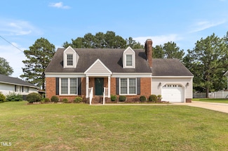 304 Westfield Dr, Dunn, NC 28334