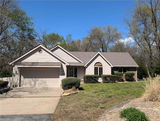 1203 E Quincy St, Pittsburg, KS 66762