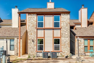 3 Cypress Fairway Village, Wimberley, TX 78676