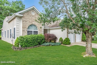 33 Pine Valley Rd, Jackson, NJ 08527