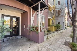 800 High St Unit 114, Palo Alto, CA 94301