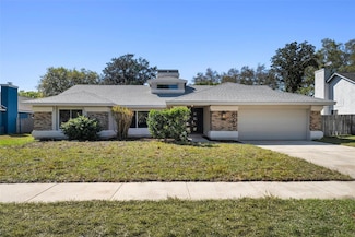 822 Swaying Palm Dr, Apopka, FL 32712
