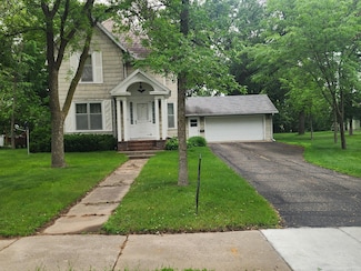 113 2nd St SW, Wadena, MN 56482