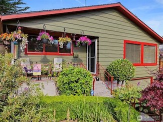 7139 Wright Ave SW, Seattle, WA 98136