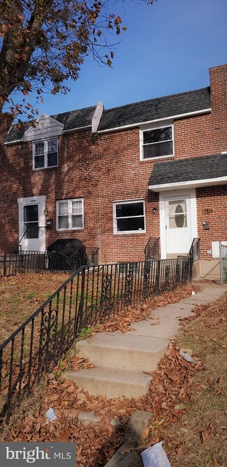 813 Grant Rd, Folcroft, PA 19032