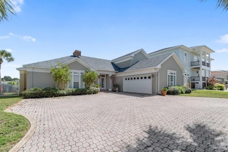 1098 Harbor Ln, Gulf Breeze, FL 32563
