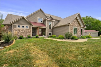 23431 W Lakeview Cir, Spring Hill, KS 66083