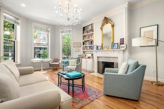 341 Beacon St Unit 2F, Boston, MA 02116