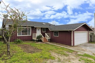 20 Hawthorne Ave, Watsonville, CA 95076
