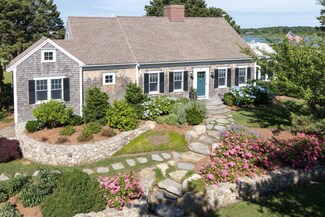 211 Vineyard Ave, Chatham, MA 02633