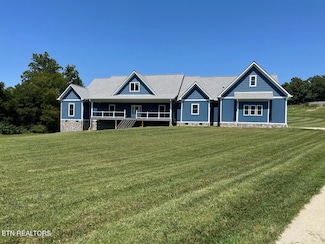 641 Zirkle Rd, Dandridge, TN 37725