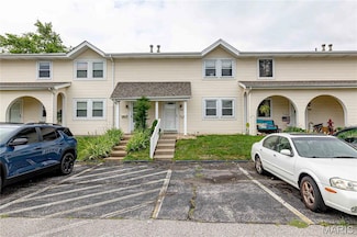 2661 Falcons Way Unit 82, Saint Charles, MO 63303