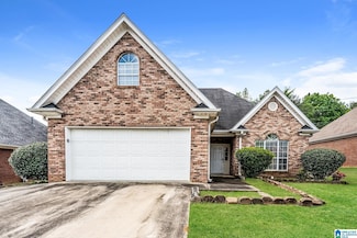 209 Ashford Dr, Gardendale, AL 35071