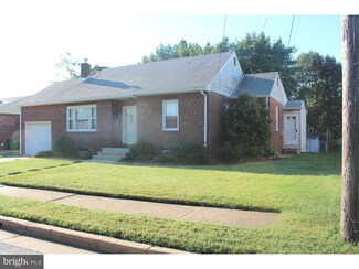 306 Silverbrook Dr, Wilmington, DE 19804