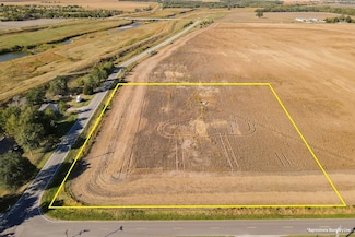 3.02 +/- Acres W 81st St N and N Hoover Rd, Valley Center, KS 67147