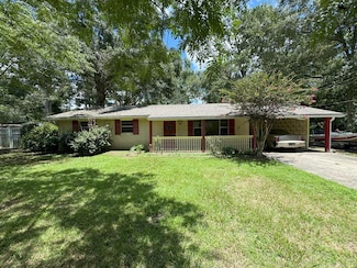 1510 S Grady Ave, Picayune, MS 39466