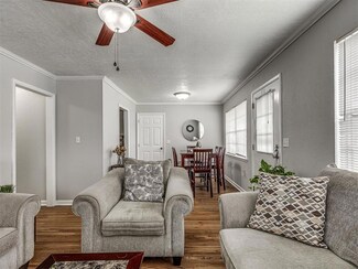 8930 E 33rd Place, Tulsa, OK 74145