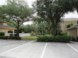 8600 Naples Heritage Dr Unit 5-522, Naples, FL 34112