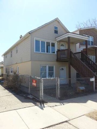 5709 W 64th Place, Chicago, IL 60638