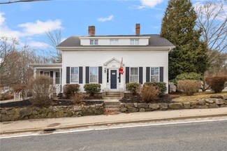 422 North Rd, Hope, RI 02831