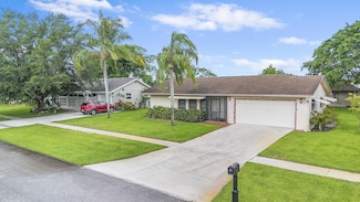14765 Wood Lodge Ln, Delray Beach, FL 33484