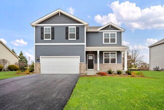 255 Ashcroft Ln, Oswego, IL 60543