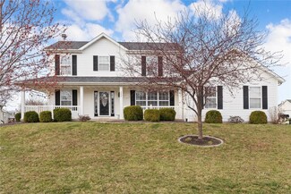 2804 Lakeside Dr, Columbia, IL 62236