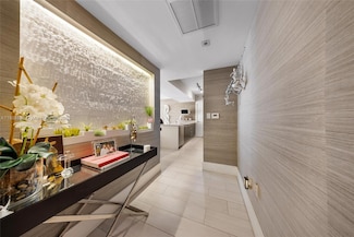 55 SE 6th St Unit 2803, Miami, FL 33131