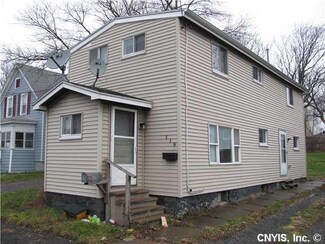 118 Old Liverpool Rd, Liverpool, NY 13088