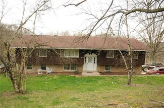 813 Valley View Rd, Eighty Four, PA 15330