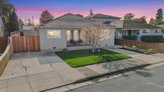 306 Avalon St, Santa Cruz, CA 95060